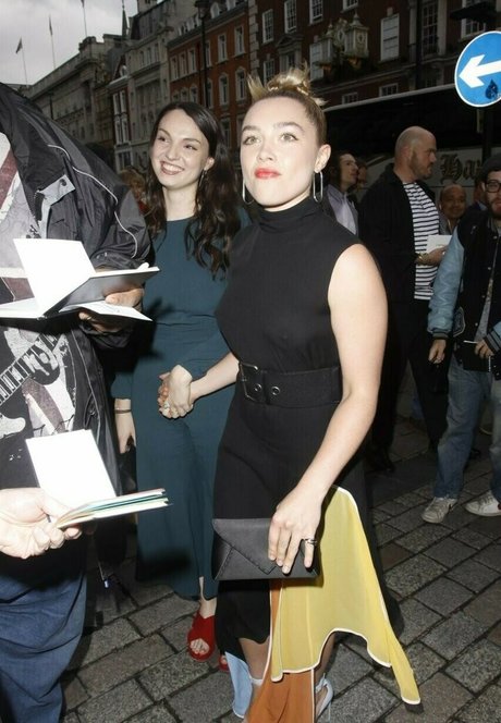 水中オンリーファン セクシーヌード 画像