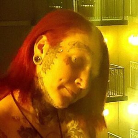 Chrystal Nevius 美しいモデル 画像