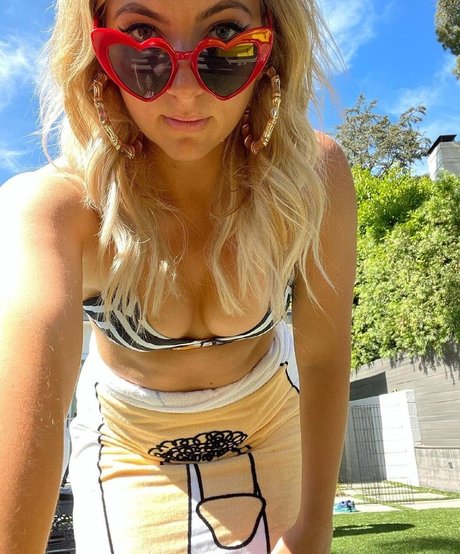 Annie Lederman ポルノモデル 写真