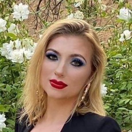 Annie Lederman ホットスター 画像