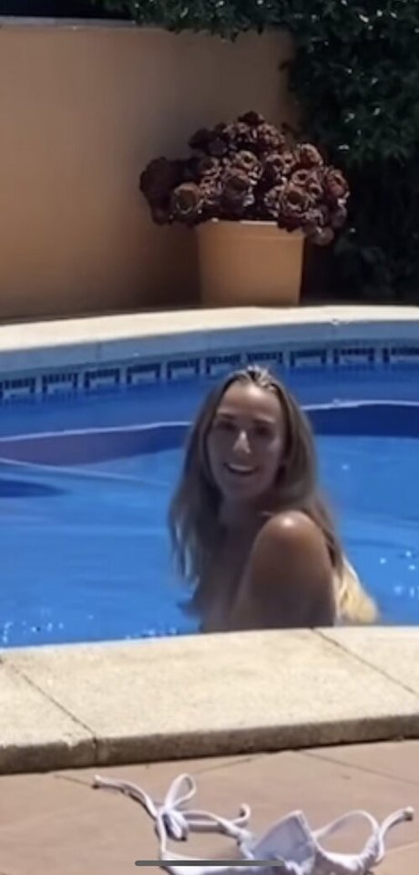 Maria Fontanals Coll アートモデル 写真