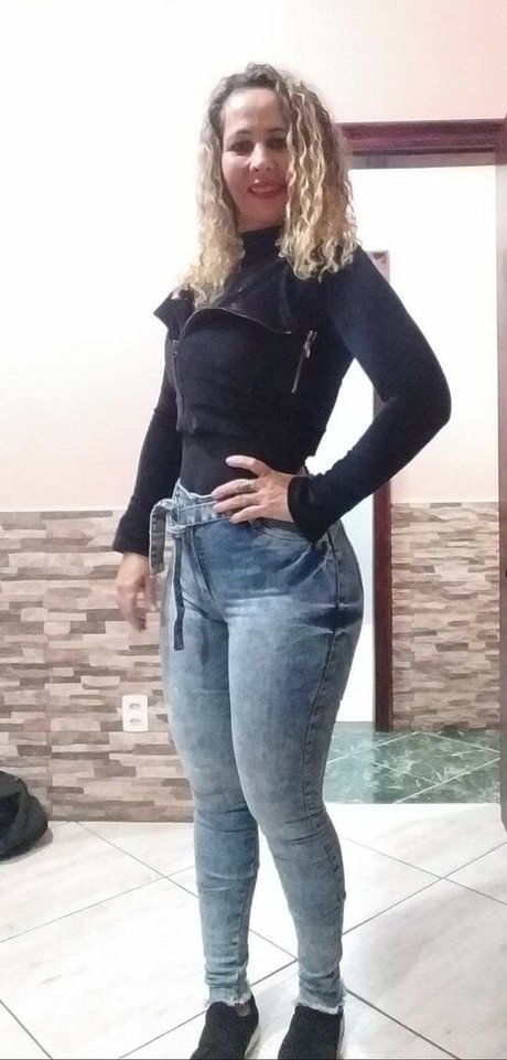 日焼けしたOnlyFans アート裸 写真