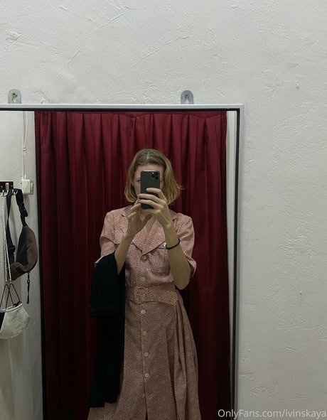 ivi ivinskaya アートモデル 写真