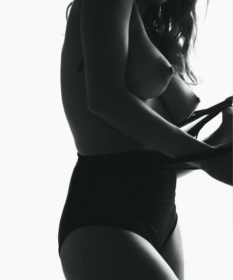 Luana Piovani 裸モデル 画像