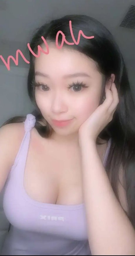 Fruitypoppin ポルノスター 美しい 画像