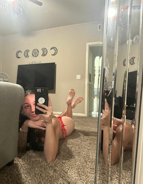 Tori Ortiz アダルトモデル 写真