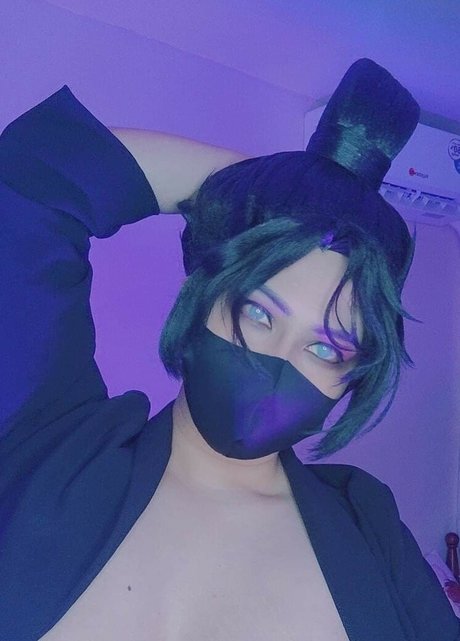 Ai Natsumi ポルノスター 写真