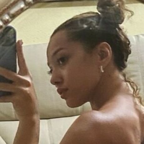 clitauro HDポルノスター ギャラリー