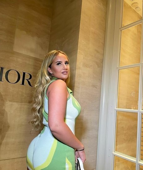 LAURA GOLD ポルノスター HD アーカイブ