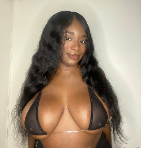 アジア人のタトゥー OnlyFans ホットxxx ギャラリー