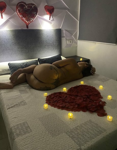 グラマーオンリーファンズ ホット 写真