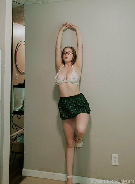 mykenzieren ヌードモデル ギャラリー