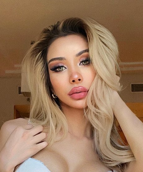 姉妹OnlyFans ホットヌード 画像