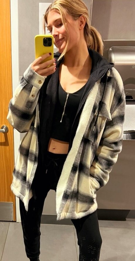 Eugenie Genie Bouchard ヌードモデル 写真