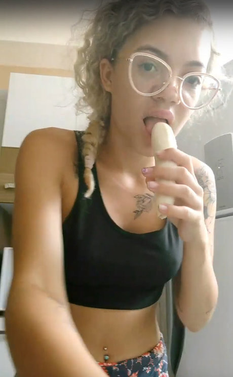 Yasmin Alves ポルノスター 写真