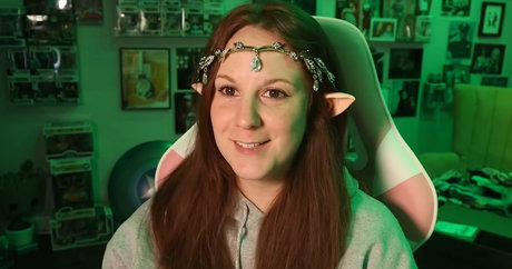 Ashleigh Burton かわいいモデル 写真