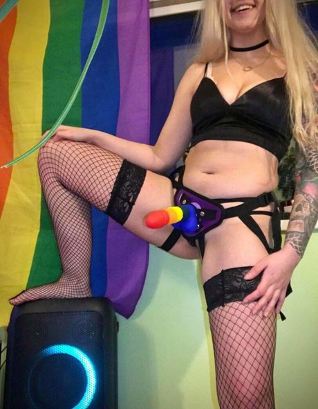 mistressmercyxox ポルノスター エロティック 写真