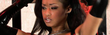 Skin Diamond 素敵なポルノスター 写真