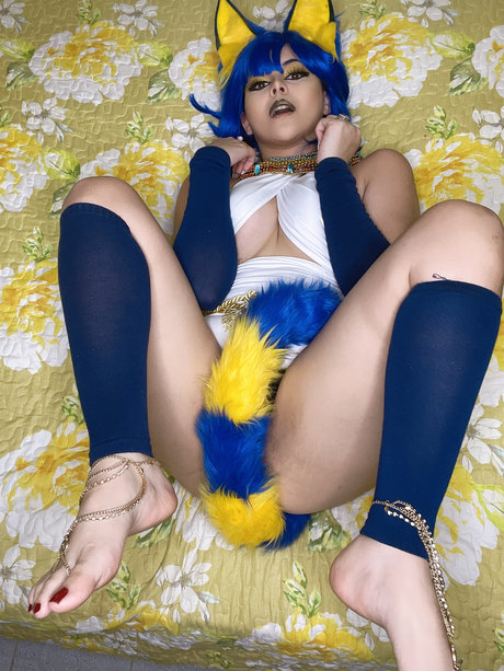 スリムな熟女OnlyFans アートヌード 写真