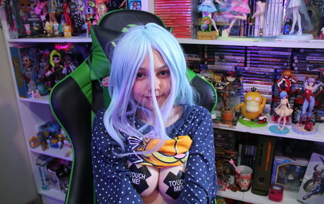 erosennin01 限定モデル 画像