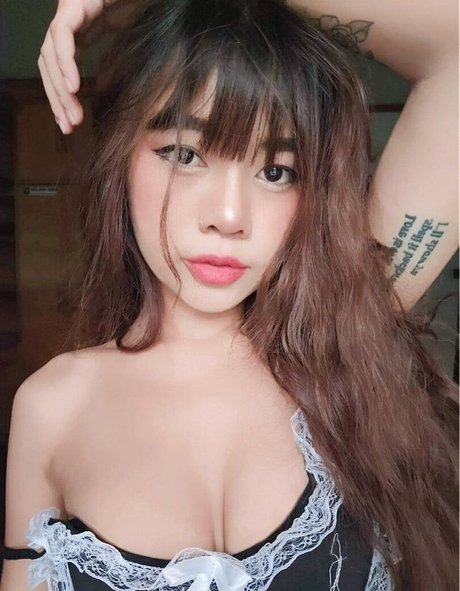 Dalunahh ヌードモデル 画像