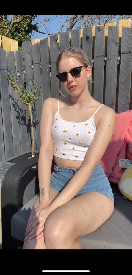 HoxieLoxie 最高のポルノスター ギャラリー