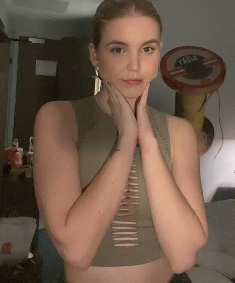 HoxieLoxie 完璧なモデル 画像