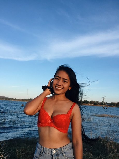 Na phak C_ 高品質モデル 写真