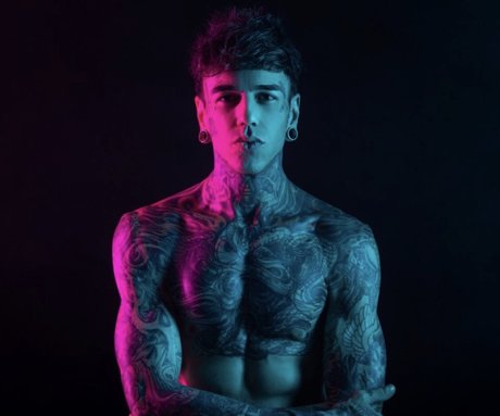 Oscar Wylde セクシーなスター 写真