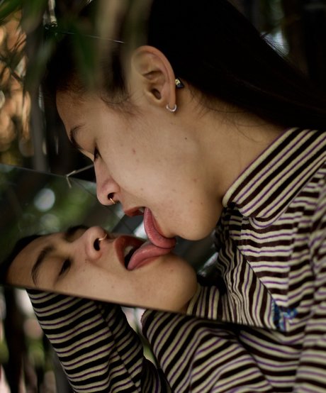 成熟した異人種間OnlyFans トップ 画像