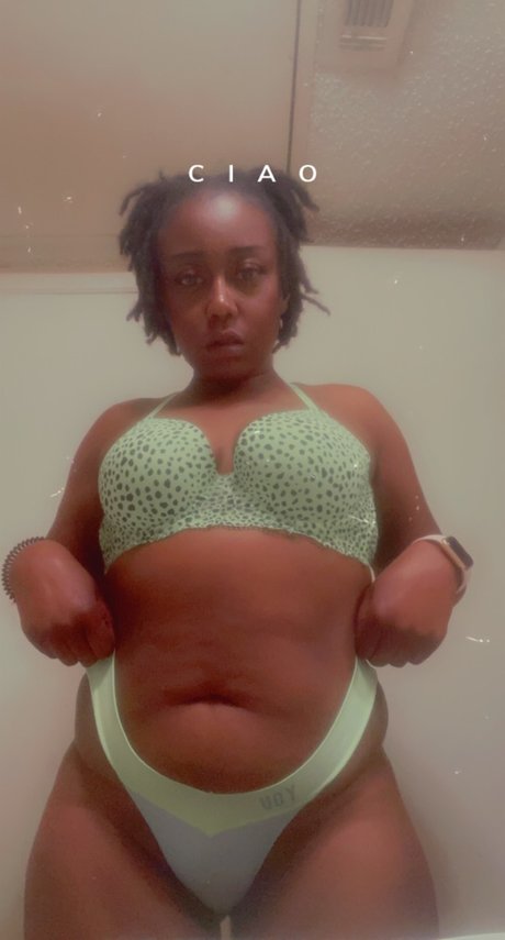 アジアの女性支配OnlyFans セックス 写真