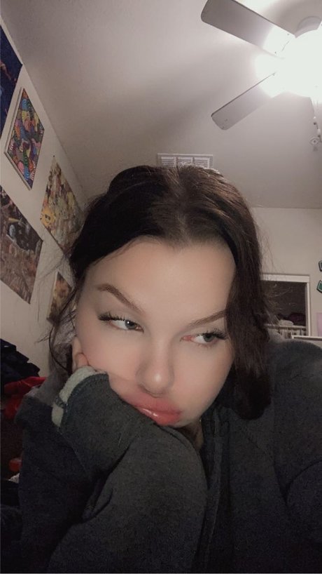 Piper Blake ポルノ女優 画像