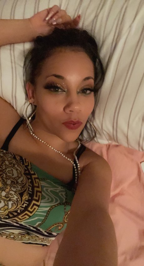 Pink smurf ポルノスター 画像