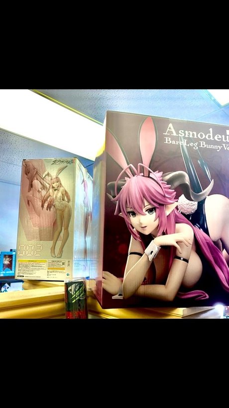 _Belle_ アダルトスター 写真