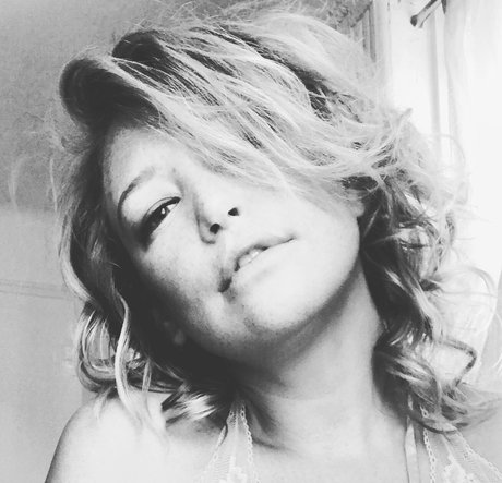 Rev Rucifer FREE スター 裸 写真