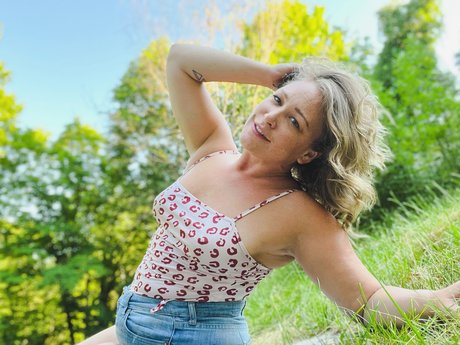 Rev Rucifer FREE モデル 画像