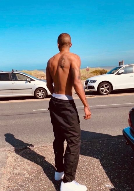 REDROARZ 限定モデル 画像