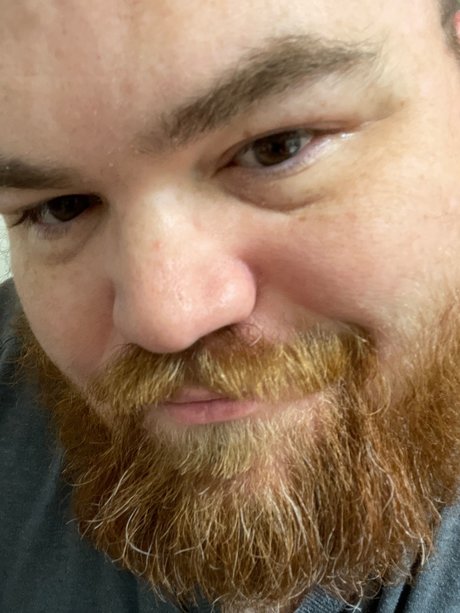 The Red Bearded Dom ポルノモデル 画像