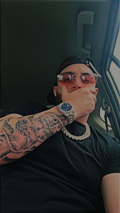 ROCKY J ポルノスター セクシー 写真