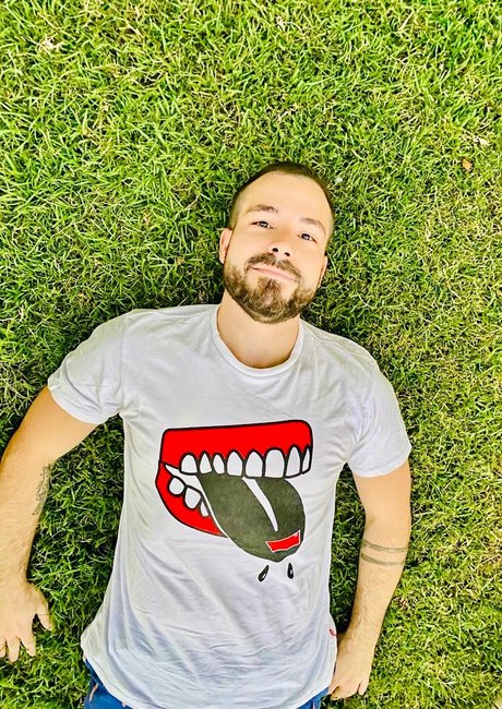 アマチュアトランスオンリーファン ヌード 写真