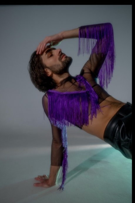 Romeoo アートモデル 写真