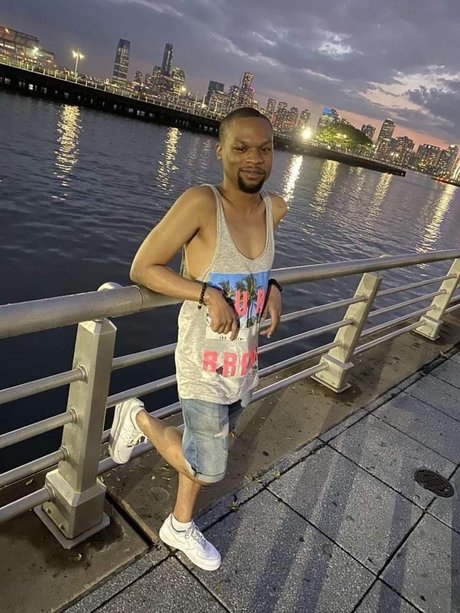 marlymarl511 ヌードスター 写真