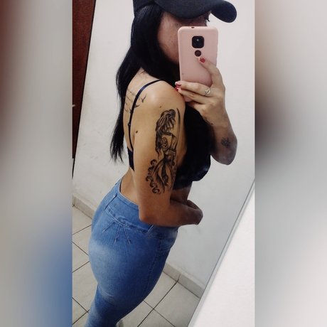 姉妹OnlyFans ポルノグラフィック アーカイブ