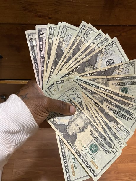 Markus91 裸のポルノスター 画像