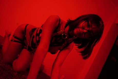 BABSI ポルノスター ホット 画像