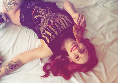 Ashley Rodeo ポルノスター 可愛い ギャラリー