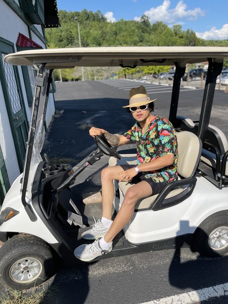 乱交OnlyFans HD 写真