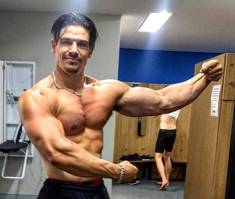 ランジェリーベイビーOnlyFans 裸 画像