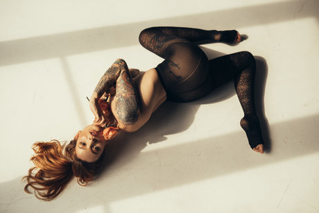 Matison Card ポルノスター ヌード ギャラリー