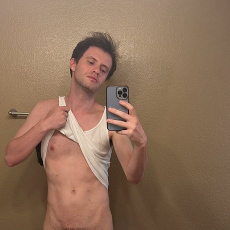 Maxx Monroe 無料女優 写真